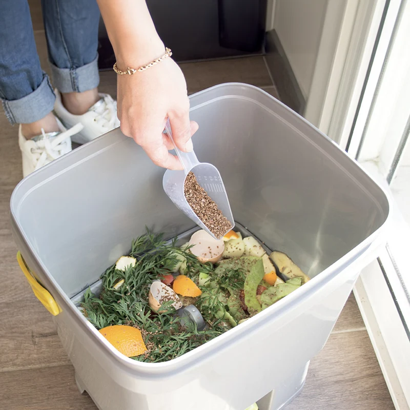 Kit composteur de cuisine + activateur de compost HOZELOCK