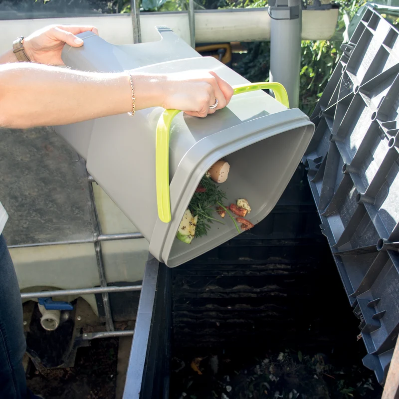 Kit composteur de cuisine + activateur de compost HOZELOCK