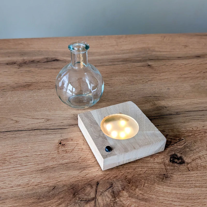 Mini Vase et son support en bois lumineux
