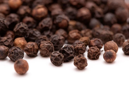 Black Peppercorn Vine Seeds – Premium Piper Nigrum Seeds for Spice Gardens & Home Growing