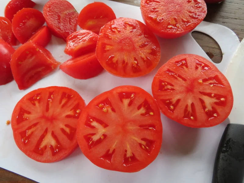 Tomate 'Tastywine' ( Solanum lycopersicum )