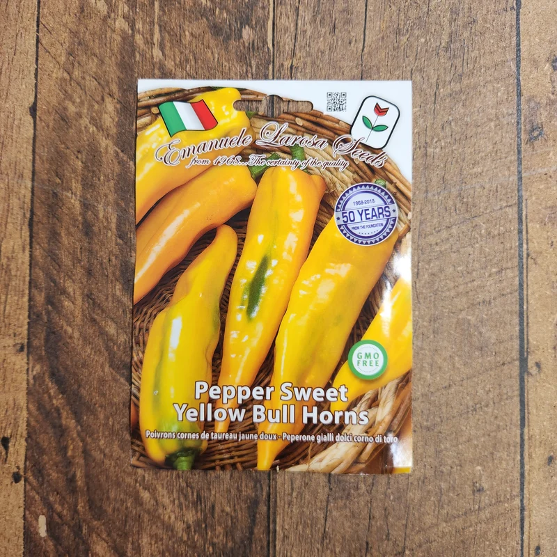 Poivron jaune 'Corno di Toro Giallo' (Capsicum annuum)