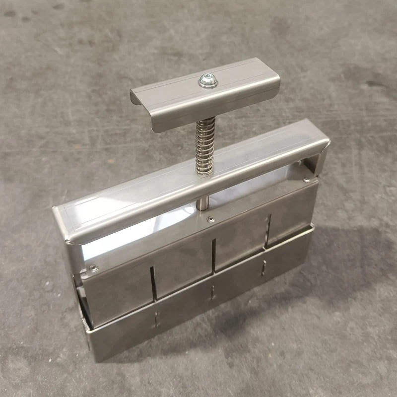 PRESSE-MOTTES INOX - 4 MOTTES