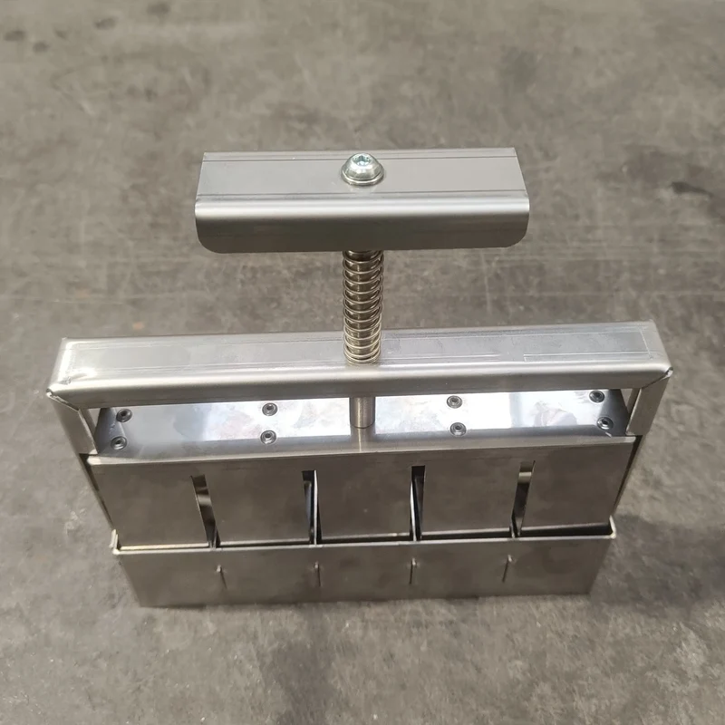 PRESSE-MOTTES INOX - 5 MOTTES