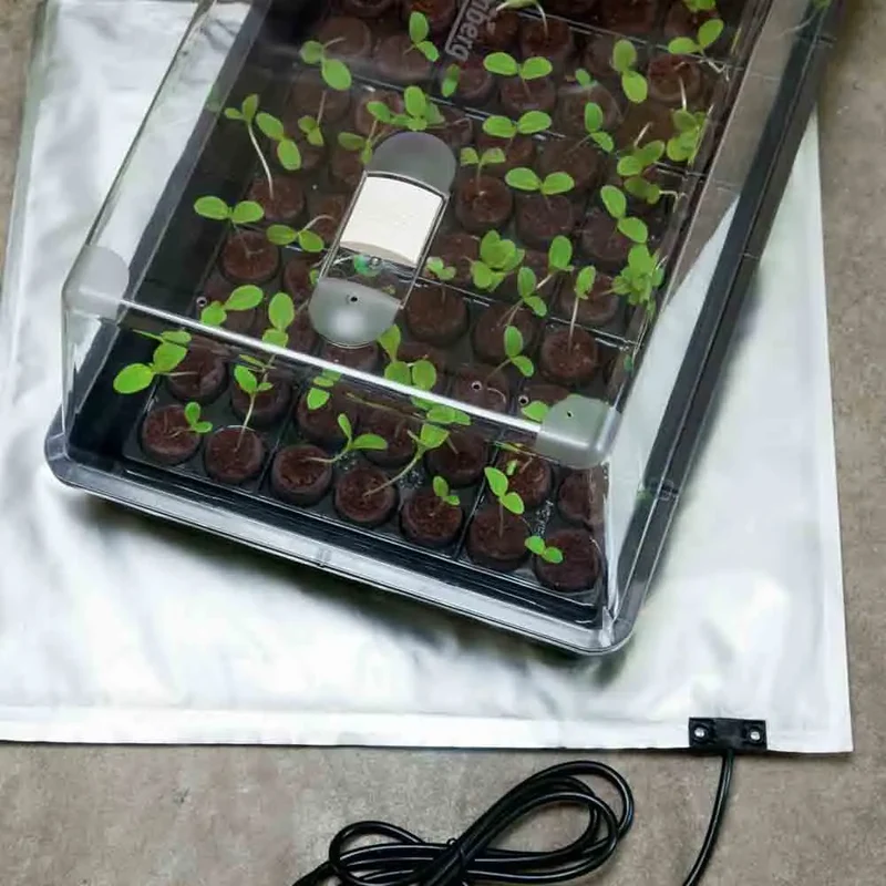 MINI-SERRE AVEC AÉRATIONS + NAPPE CHAUFFANTE