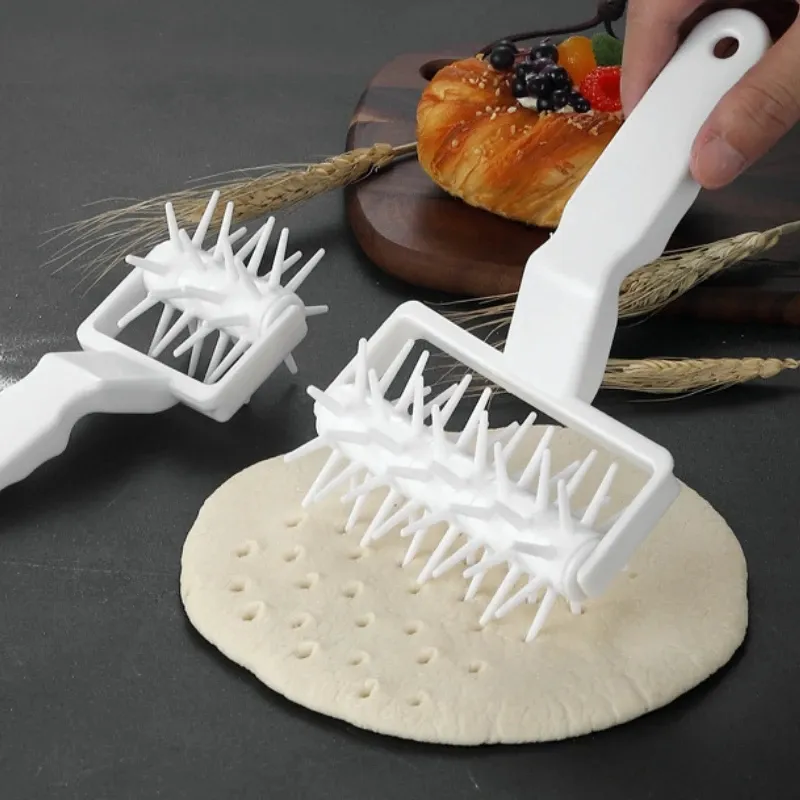 Rouleau pique pâte